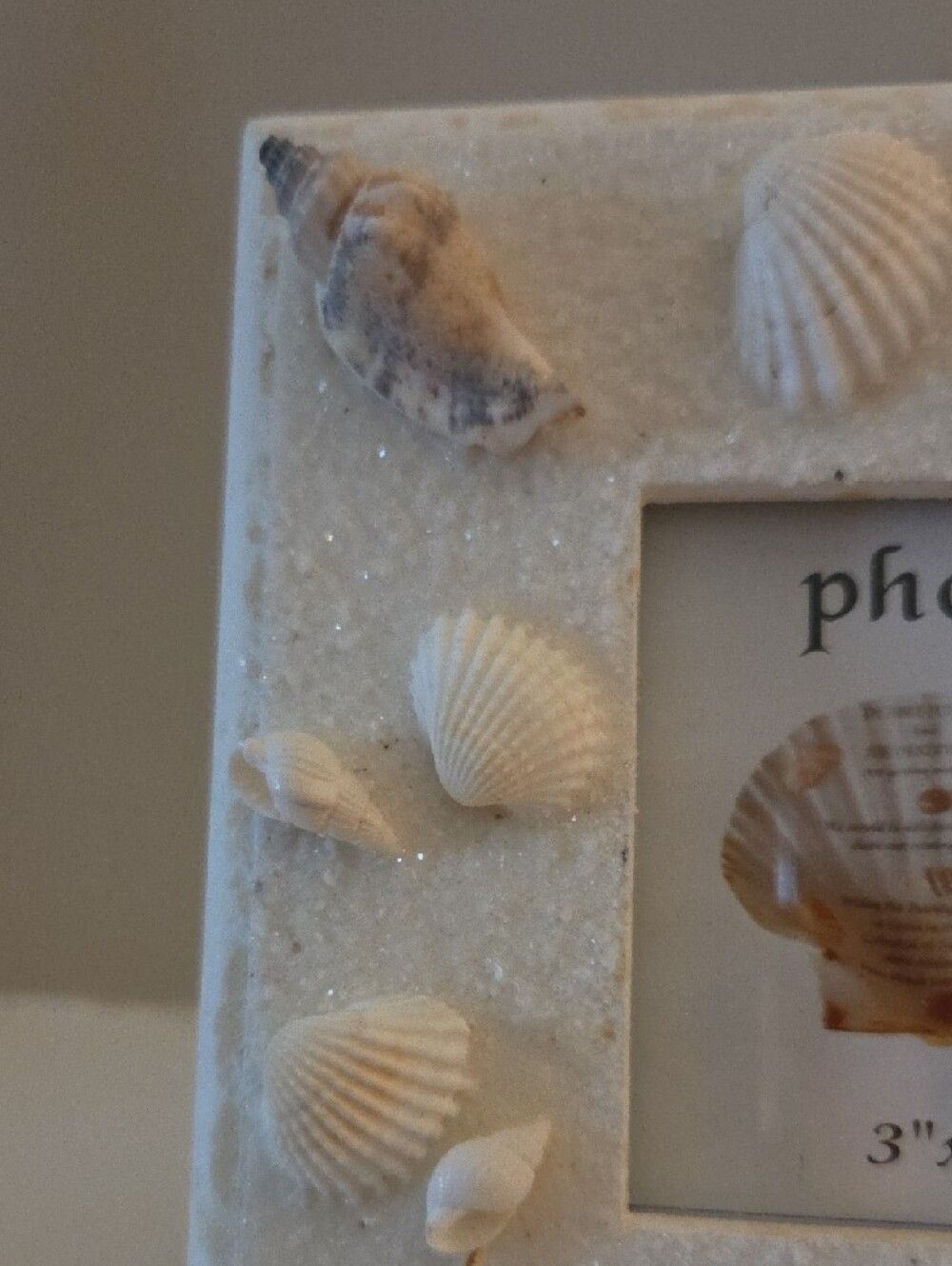 Ceramic Shell Photo Frame - Picture 6 of 11